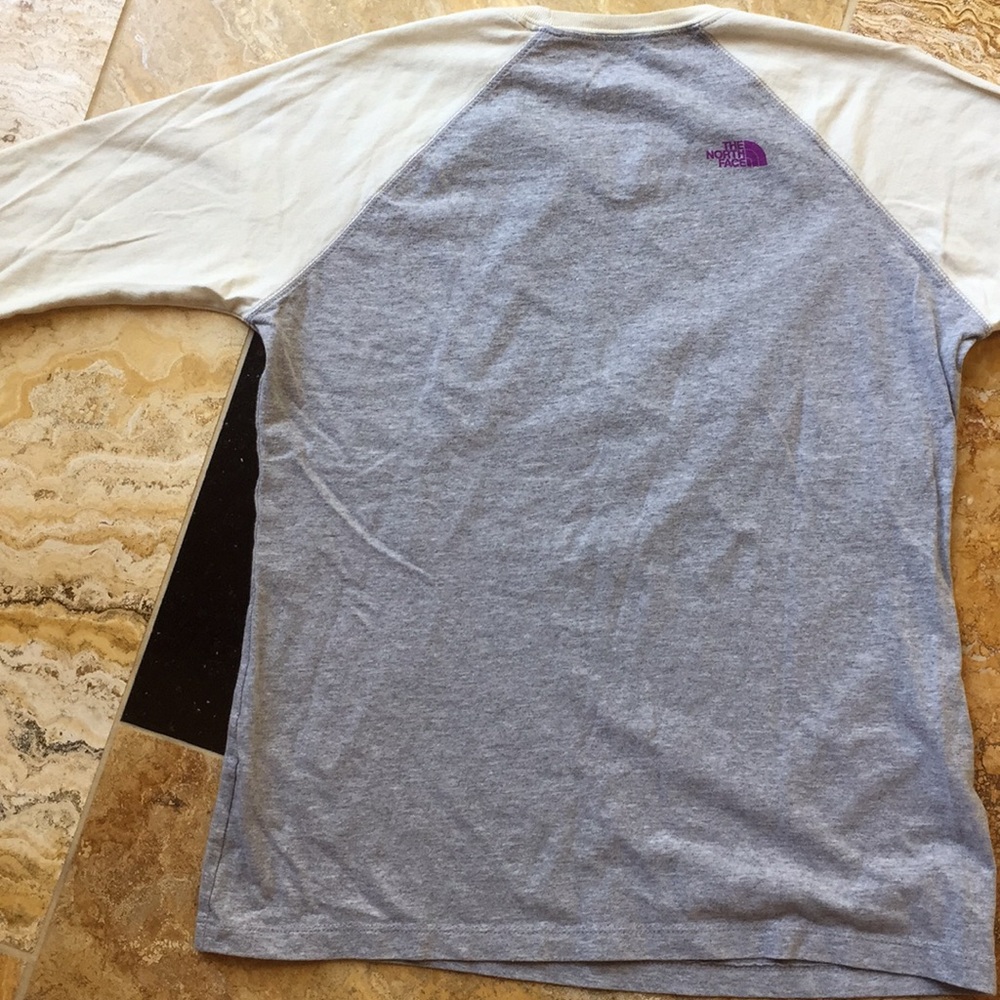 The North Face “Escape Artist” 3/4 sleeve T-shirt - Picture 6 of 8